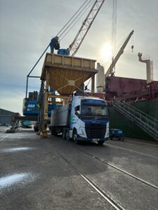 ship being unloaded into lorry
